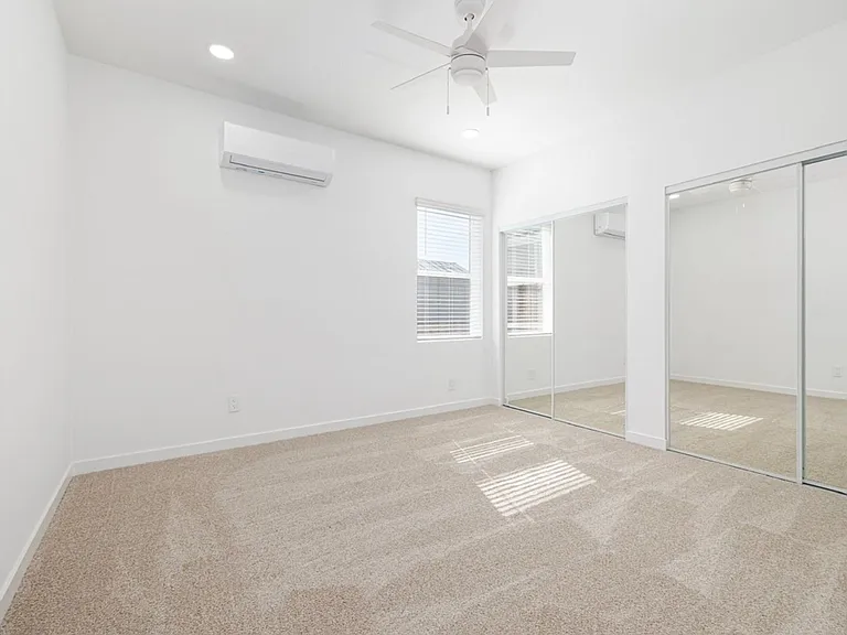 Olive Drive — Photo 10