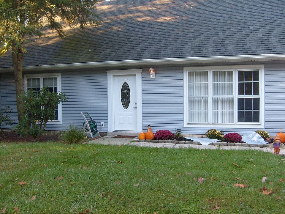 front 221 johnson rd