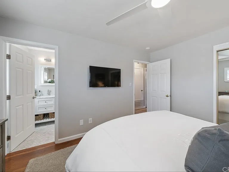440 Country Club Dr — Photo 16