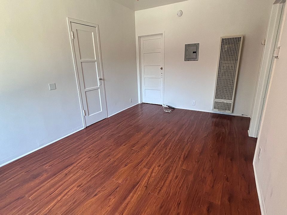 1st image of 1570 Hazelwood Ave #1570