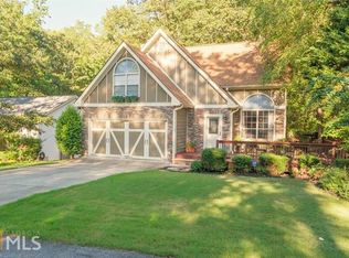 3155 S Shore Cir, Cumming, GA 30041