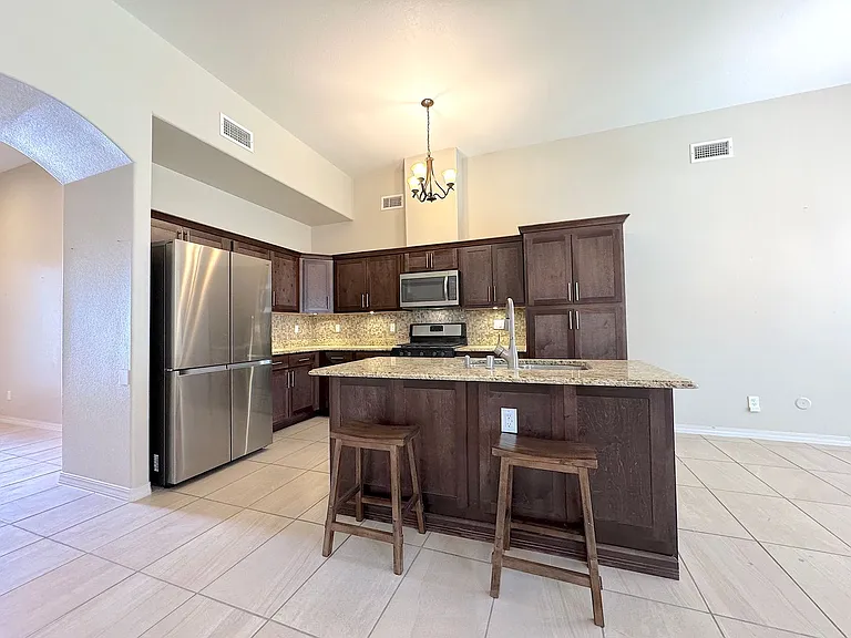 7844 Enchanted View Dr — Photo 8