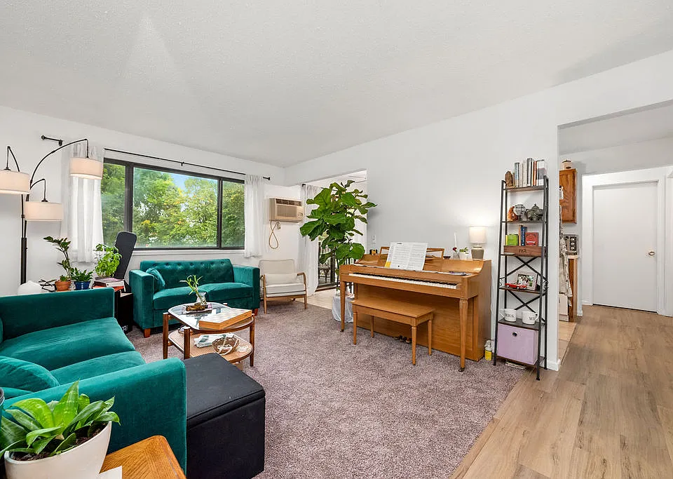 Summerfield Apartments