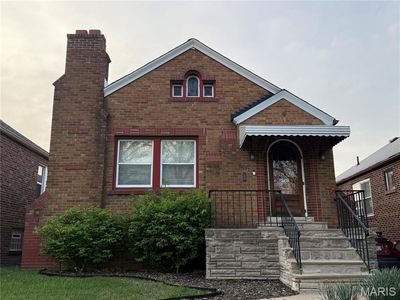 6411 E Ct, Saint Louis, MO, 63116