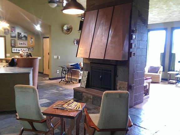 4th image of 7928 Lakeview Dr