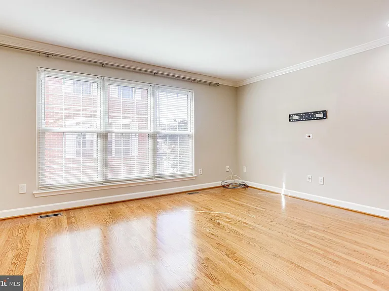 1706 S Edgewood St — Photo 13
