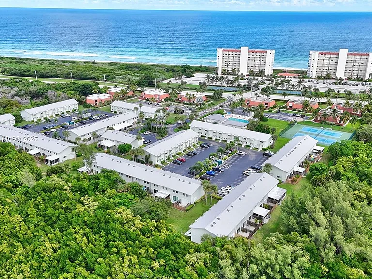 9421 S Ocean Dr #90 — Photo 37