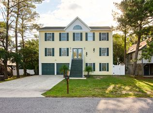 1805 Virginia Ave, Kill Devil Hills, NC 27948