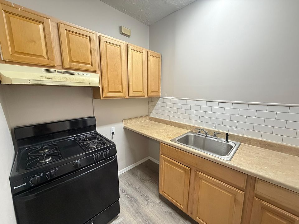 1st image of 241 Duncan Ave #3E