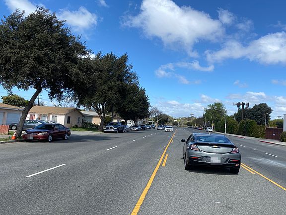 5th image of 3029-3031 Pacific Ave