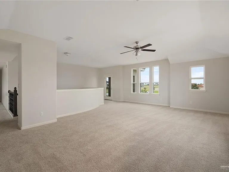 4628 Estancia Pkwy — Photo 20