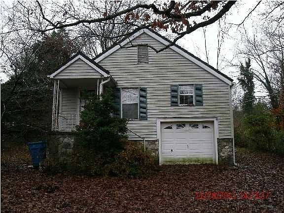 1st image of 3200 Easton Ave