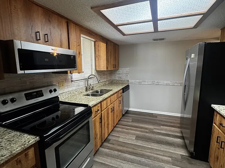 8935 SW 102nd Pl — Photo 3