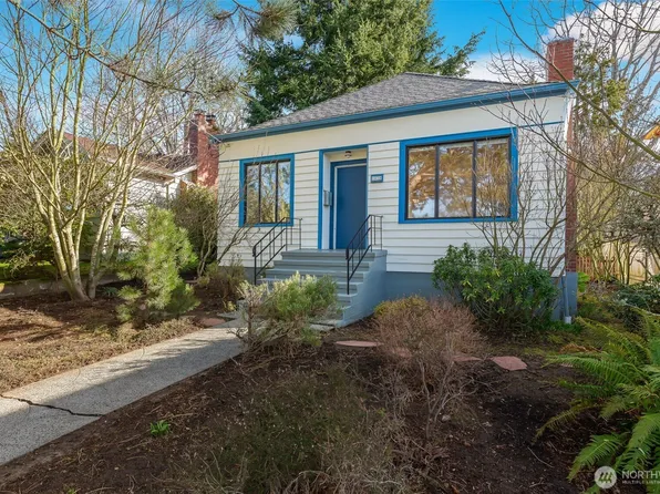 2620 31 Avenue W, Seattle, WA 98199