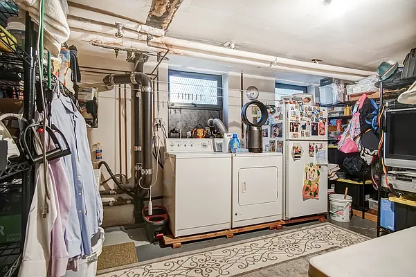 Sold by Energized Realty Group | media 28