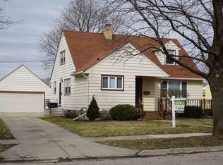 1117 Woodman Rd, Janesville, WI 53545