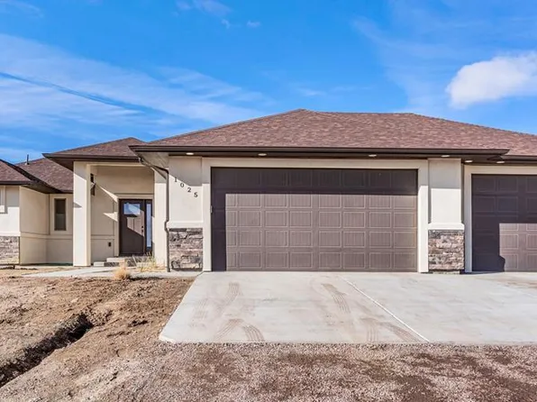 1025 N Dalton Brothers Dr, Pueblo West, CO 81007