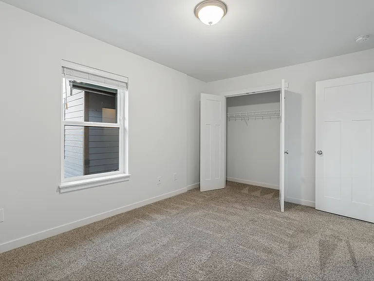2217 Dejong Dr — Photo 13