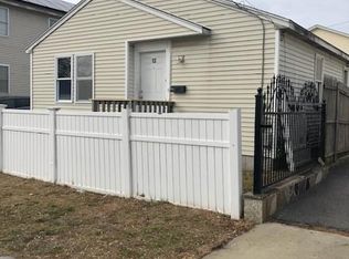 13 Halton St, Providence, RI 02907