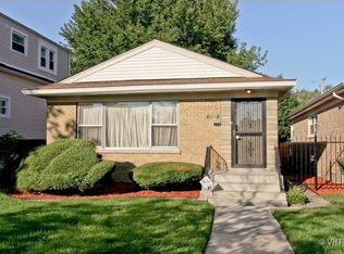 8844 S Calumet Ave, Chicago, IL 60619