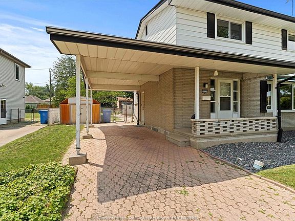 4th image of 1025 Esdras Ave