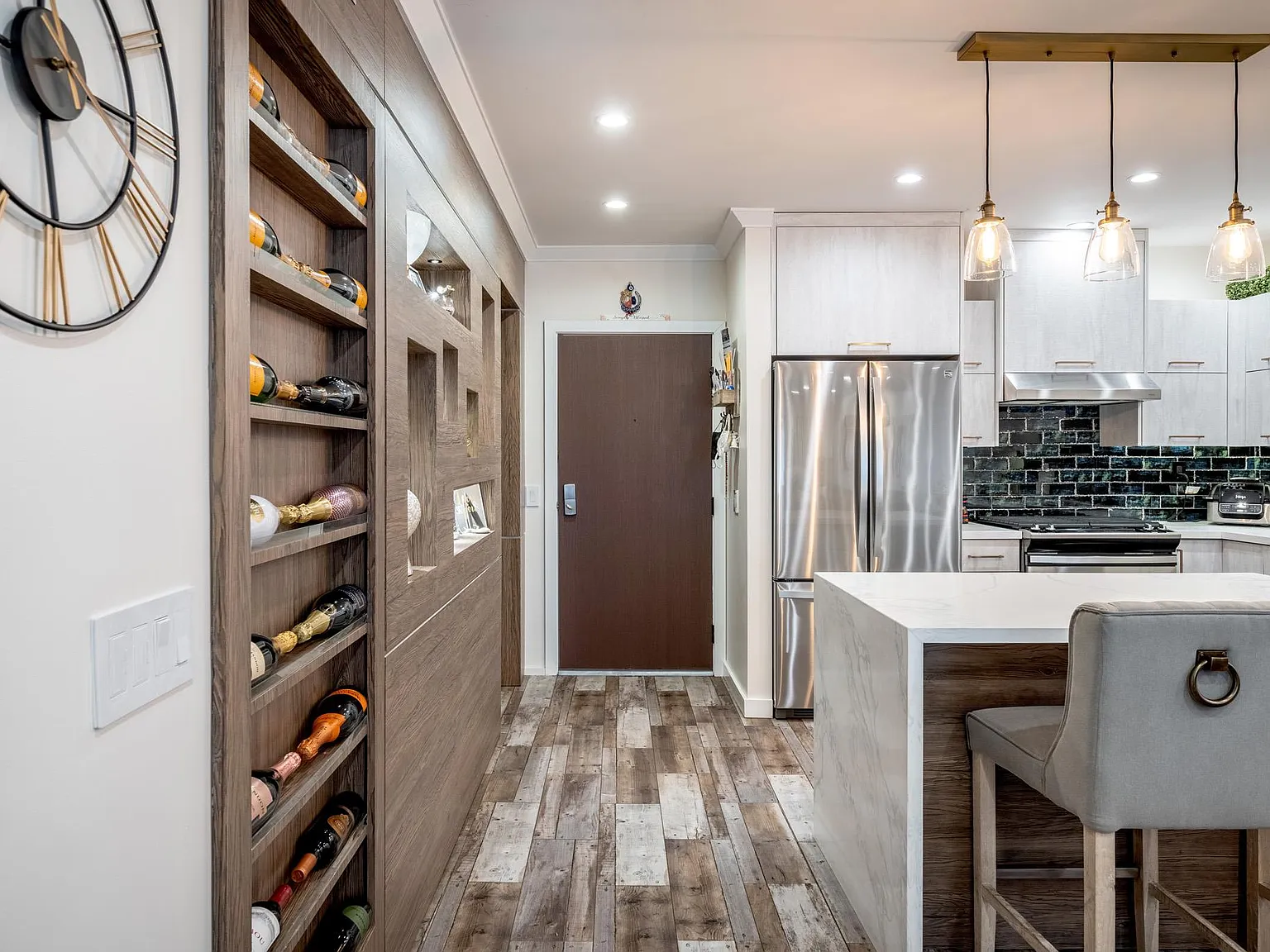 2 bed, 1009 sqft, $2,900 — Photo 3