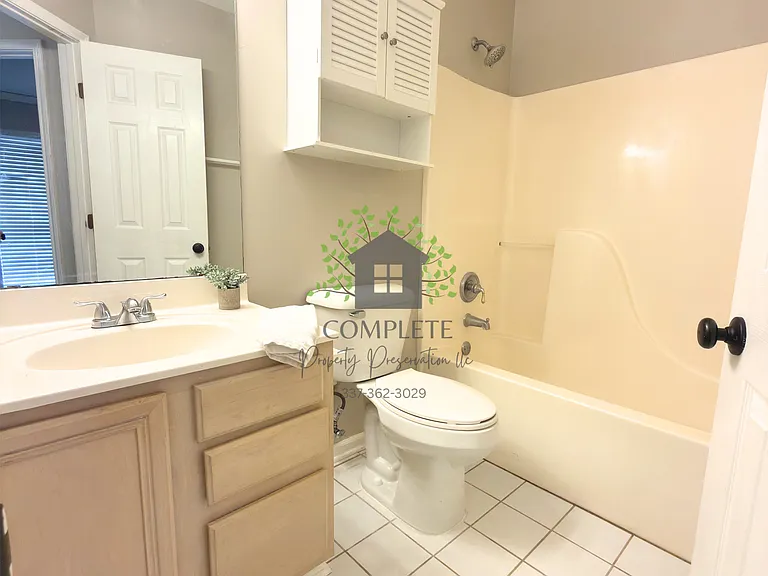 104 Savignon Cir — Photo 8