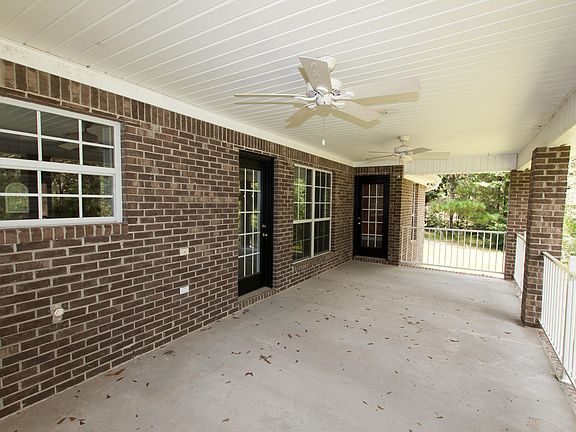 3rd image of 1905 Lauban Ln