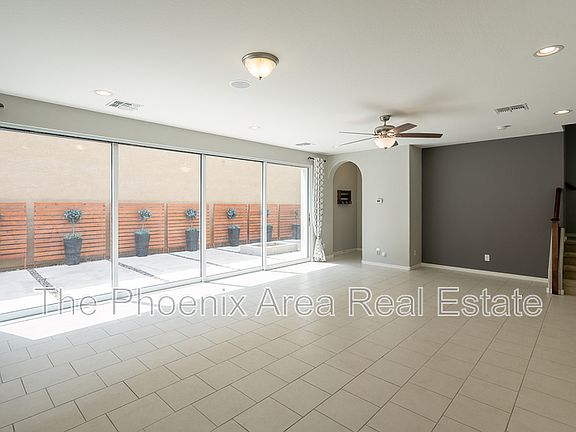 2nd image of 1055 S Annie Ln
