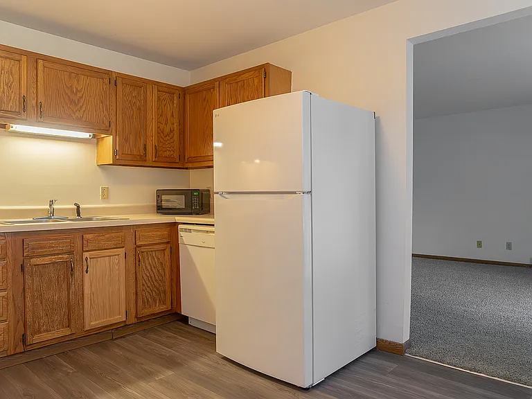 Elston - Kitchen