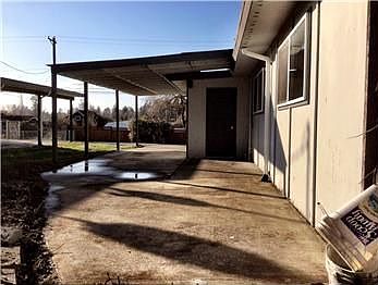 3rd image of 9609 48th Ave E