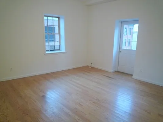 Rented by Citi Habitats | media 64