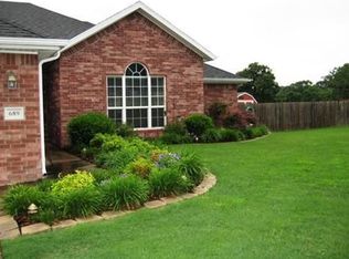689 Weston Cir, Cave Springs, AR 72718