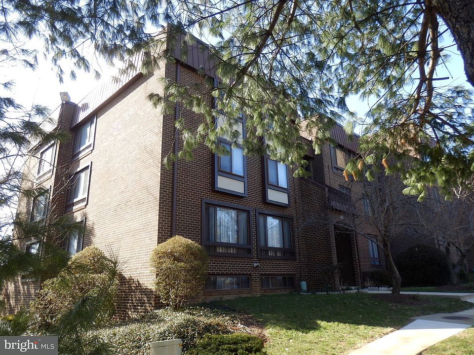 1st image of 112 Roberts Ln APT 101