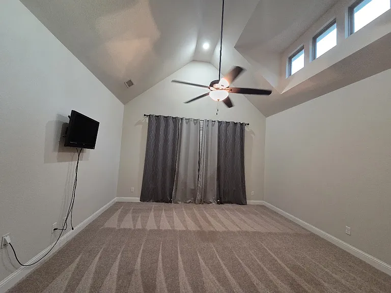 Master Bedroom 1a