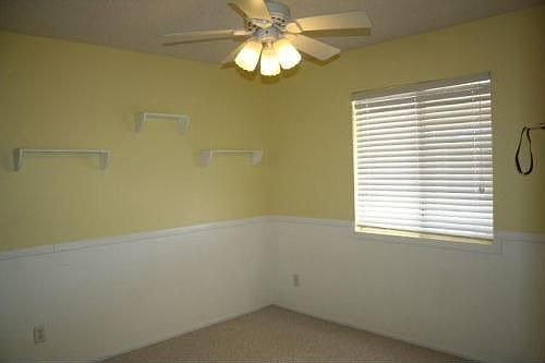 5th image of 1130 Arroyo Dr
