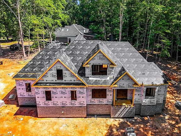 5th image of 278 Westminster Ct