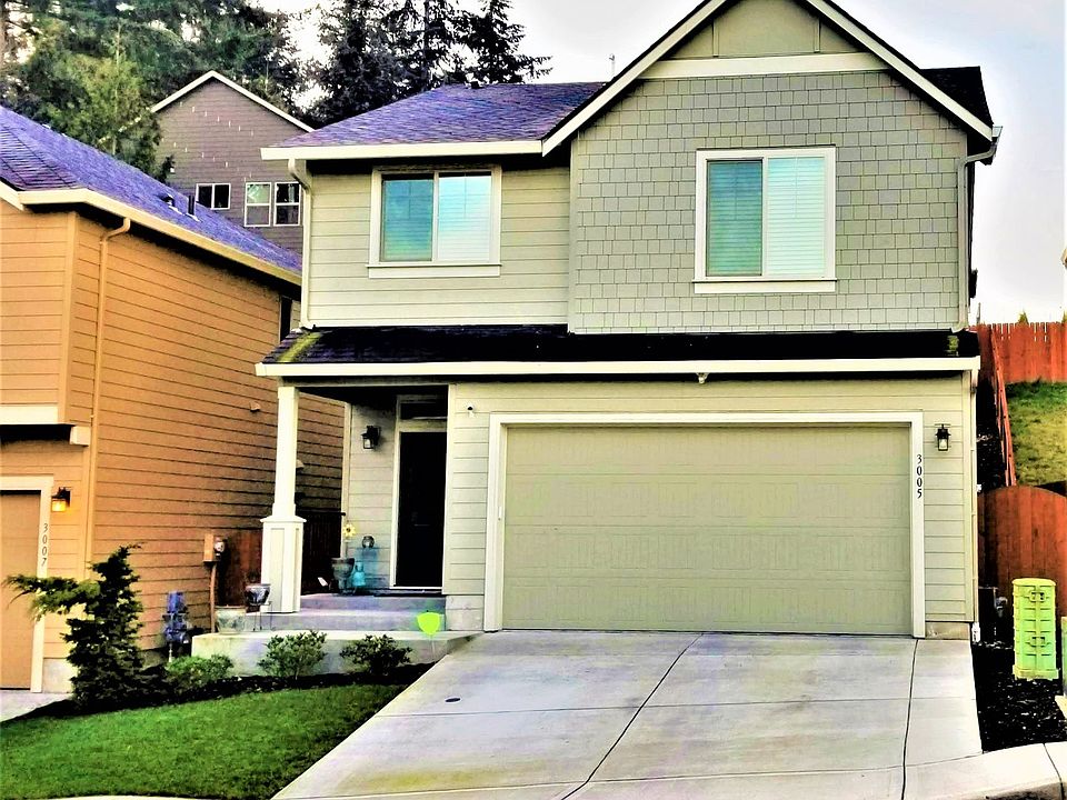 1st image of 3005 NE 73rd Cir