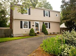 83 Sandro Dr, Warwick, RI 02886
