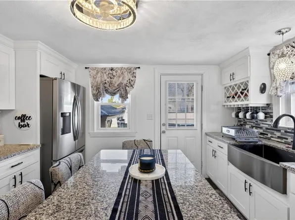 80 Dewey Ave, Pawtucket, RI 02861