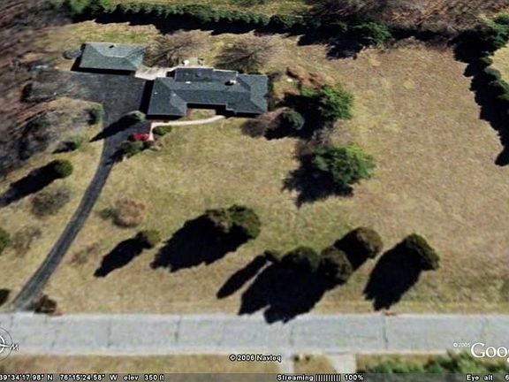 4th image of 2827 College View Dr