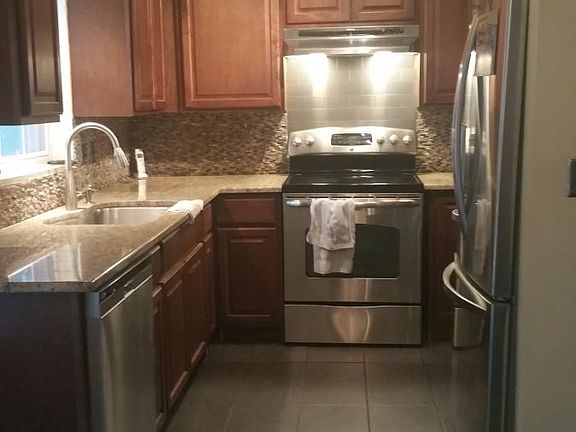 2nd image of 6308 Lansdale Cir