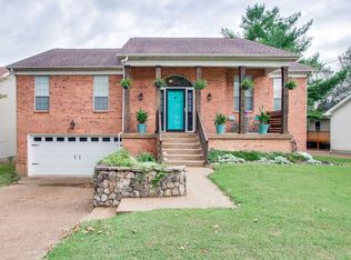 2120 Strombury Dr, Hermitage, TN 37076