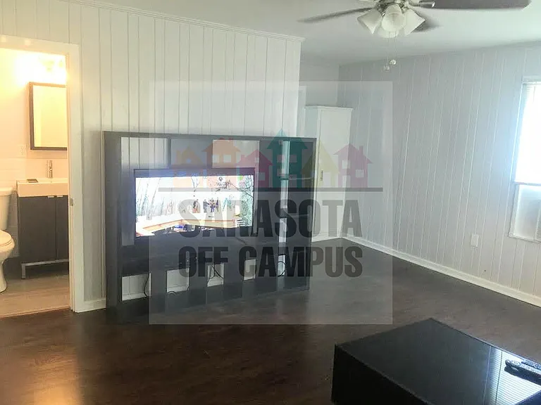 3600 Old Bradenton Rd #A — Photo 4