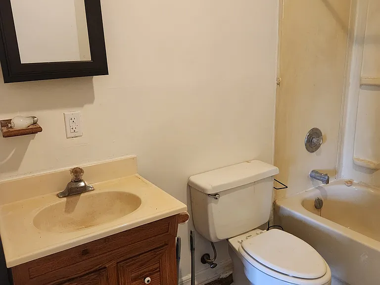 406 E Moler Ave — Photo 10
