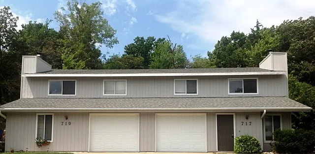 717 Ridgewood Dr — Photo 1