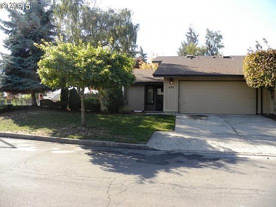 1st image of 624 SE 130th Ct