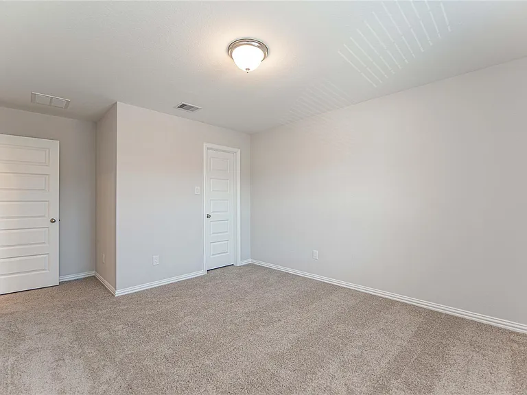 107 Silver Sky Ct — Photo 24