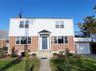 19903 58th Ave, Fresh Meadows, NY 11365