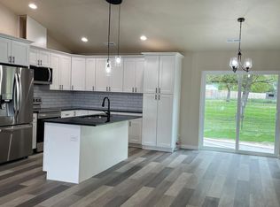 250 NW Jewell Ct, Irrigon, OR 97844